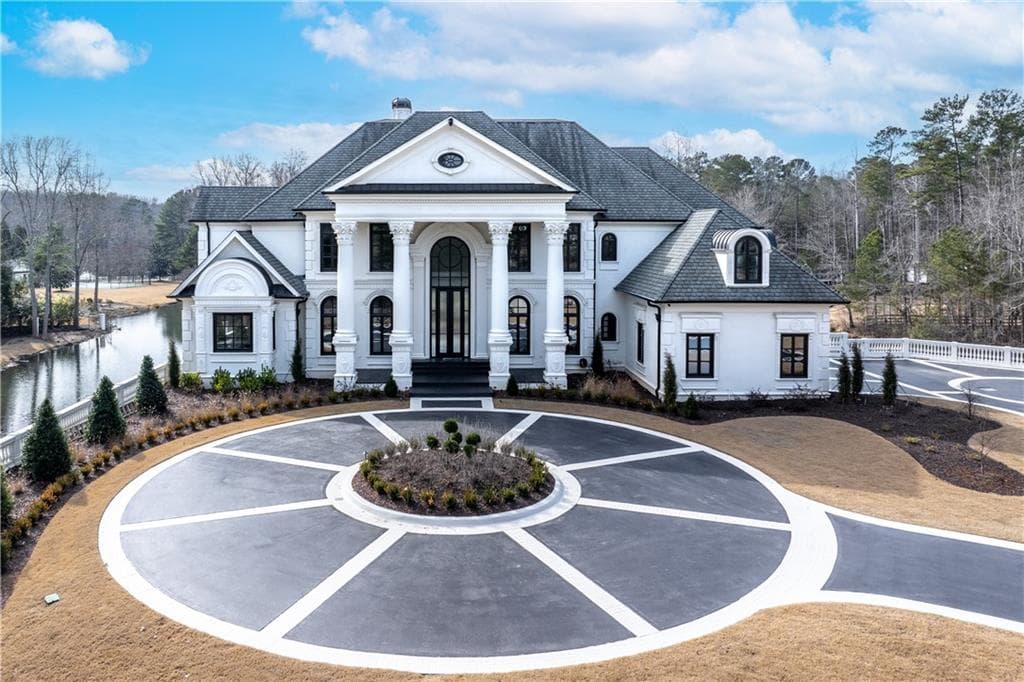 6 bedroom, 10 bathroom, 14,943 sq ft single family residence for sale at 10450 Belladrum, Alpharetta, GA 30022 — photo 3