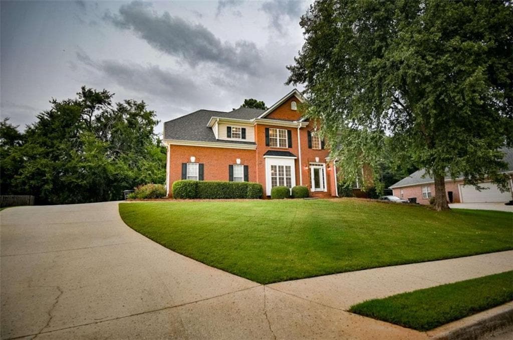 5 bedroom, 3 bathroom, 4,593 sq ft single family residence under contract at 233 Thorn Berry Way, Conyers, GA 30094 — photo 3