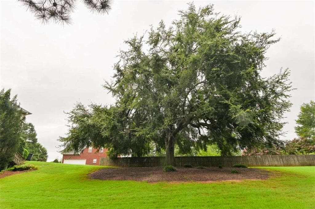 5 bedroom, 3 bathroom, 4,593 sq ft single family residence under contract at 233 Thorn Berry Way, Conyers, GA 30094 — photo 6