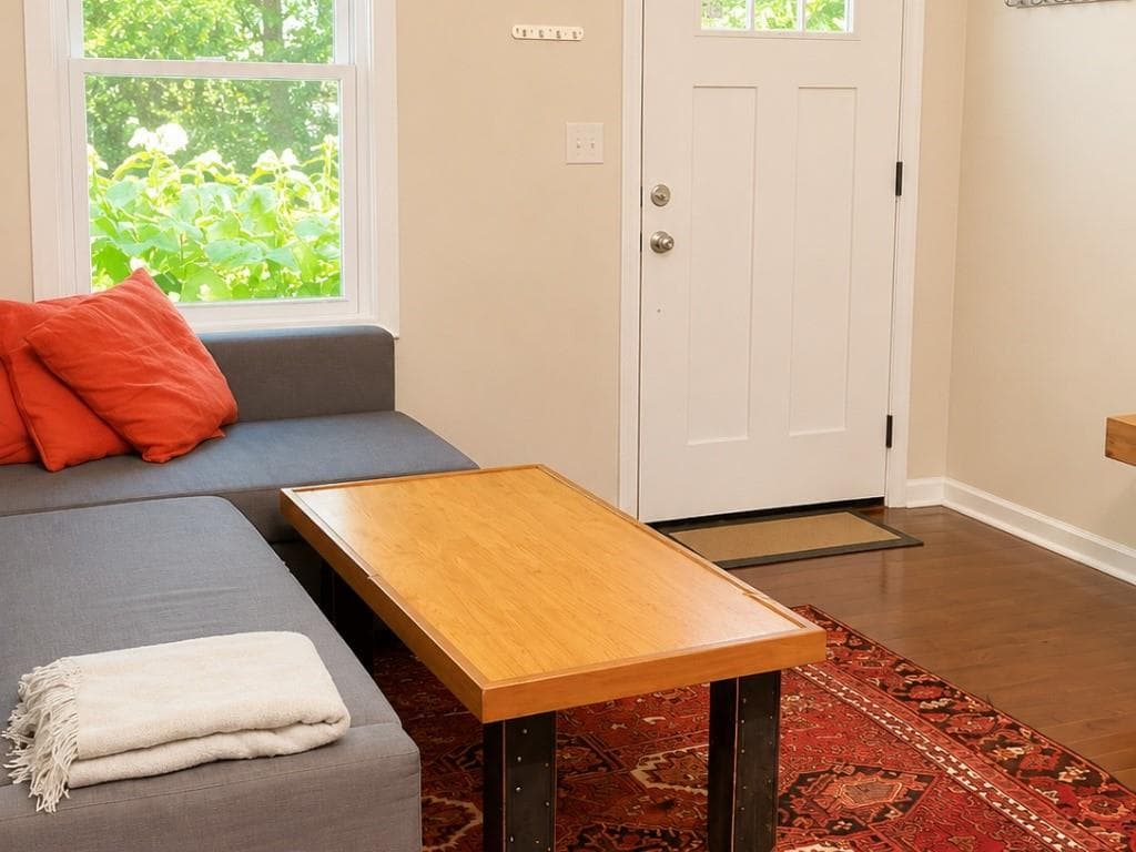 4 bedroom, 2 bathroom, 1,300 sq ft single family residence for rent at 827 Turpin Avenue, Atlanta, GA 30312 for $2,850 a month — photo 3