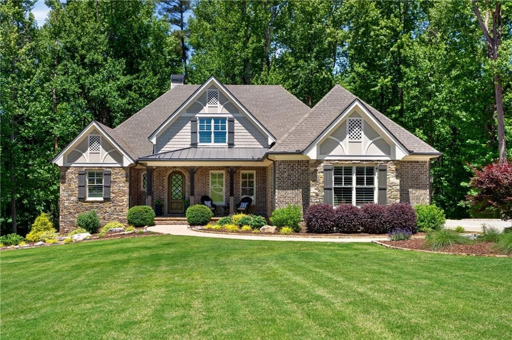 4 bedroom, 4 bathroom, 4,726 sq ft single family residence under contract at 3955 Ineal Drive, Cumming, GA 30028 — photo 2