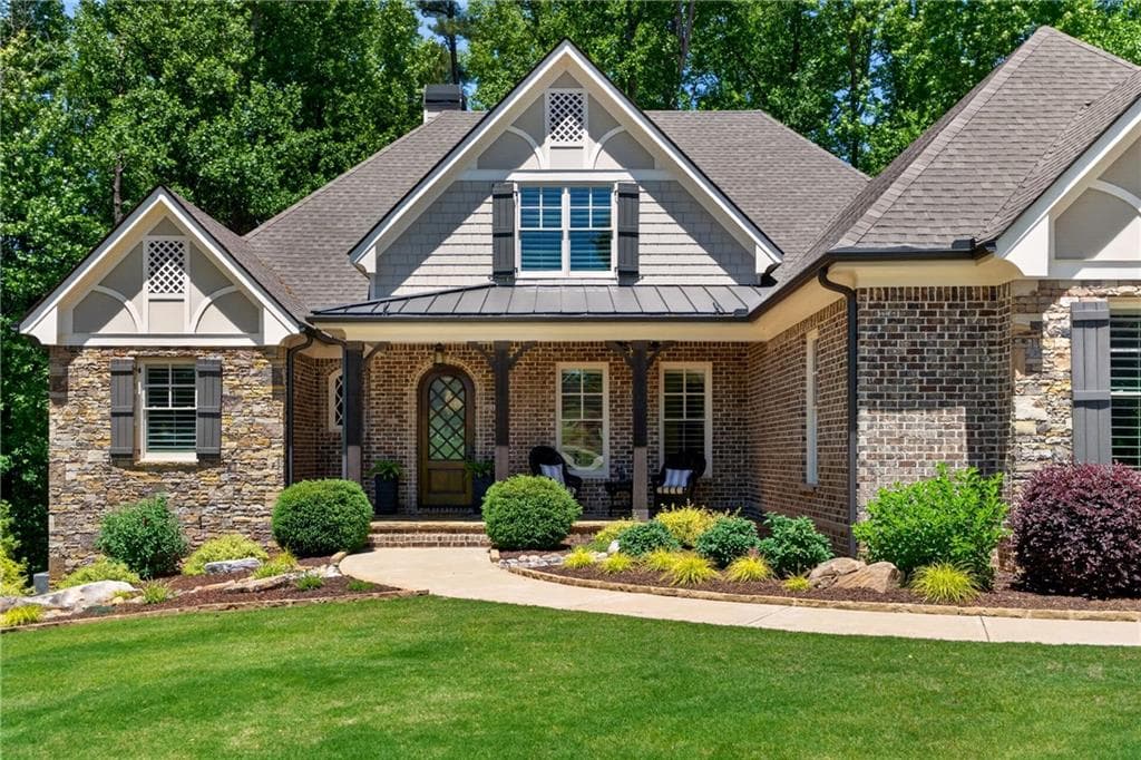 4 bedroom, 4 bathroom, 4,726 sq ft single family residence under contract at 3955 Ineal Drive, Cumming, GA 30028 — photo 3