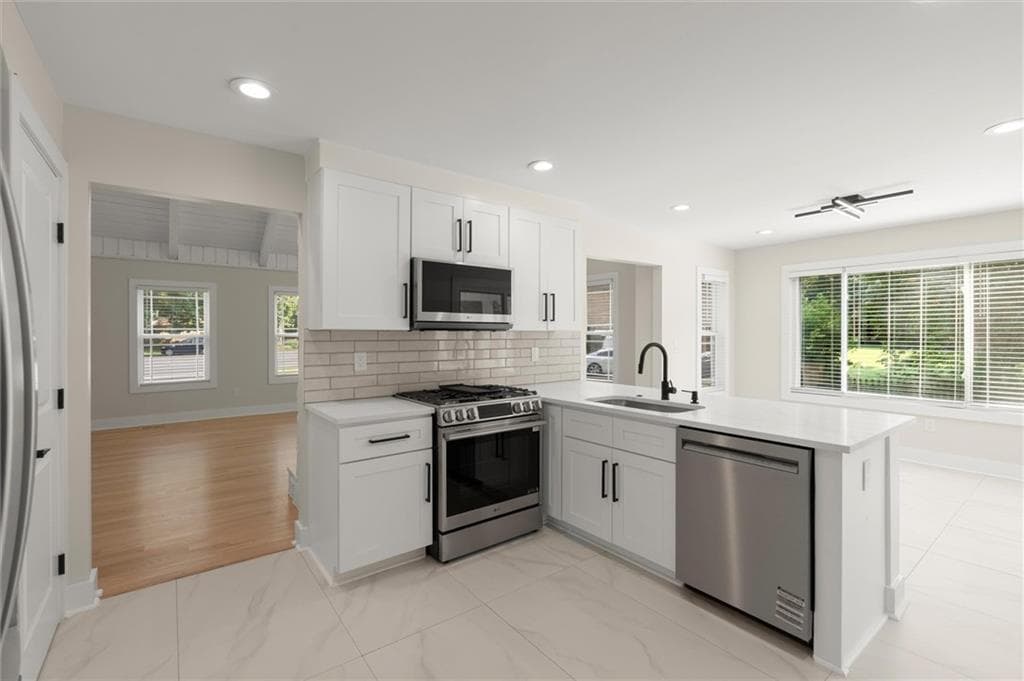 4 bedroom, 2 bathroom single family residence for rent at 404 Way Bridge Court, Kennesaw, GA 30144 for $2,950 a month — photo 4