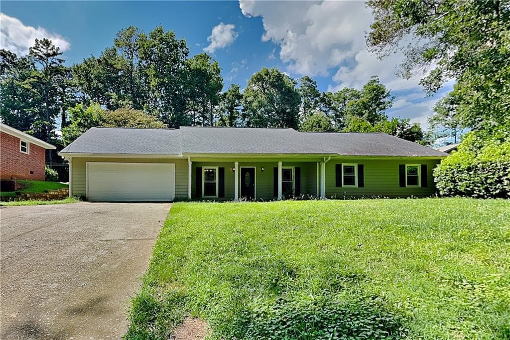 3 bedroom, 2 bathroom, 1,992 sq ft single family residence for rent at 2791 Whippoorwill Circle, Duluth, GA 30097 for $2,380 a month — photo 1 of 18