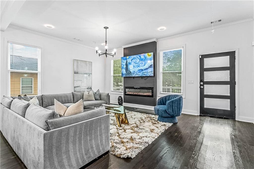 4 bedroom, 3 bathroom single family residence for rent at 620 Echo Street, Atlanta, GA 30318 for $4,500 a month — photo 7