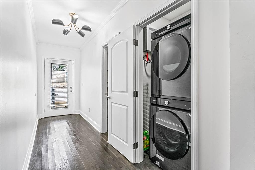 4 bedroom, 3 bathroom single family residence for rent at 620 Echo Street, Atlanta, GA 30318 for $4,500 a month — photo 8