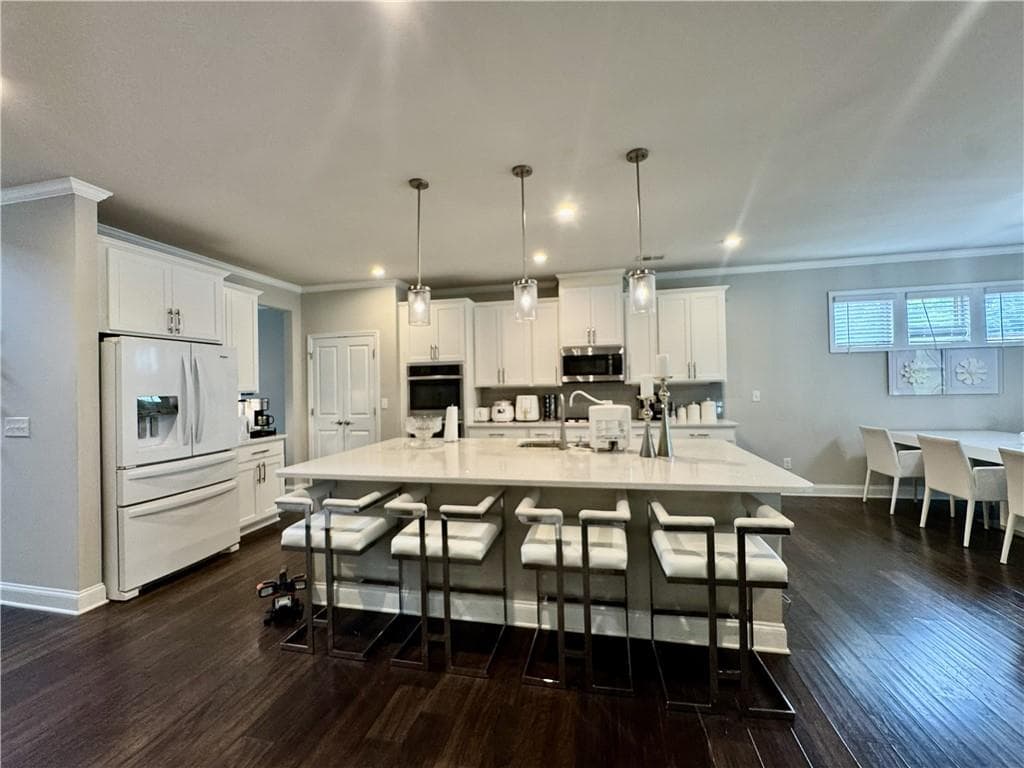 5 bedroom, 4 bathroom, 3,418 sq ft single family residence for sale at 4686 Leader Lane, Duluth, GA 30096 — photo 6
