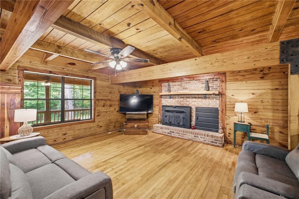 3 bedroom, 4 bathroom, 2,436 sq ft single family residence for sale at 206 Henson Road, Cave Spring, GA 30124 — photo 3