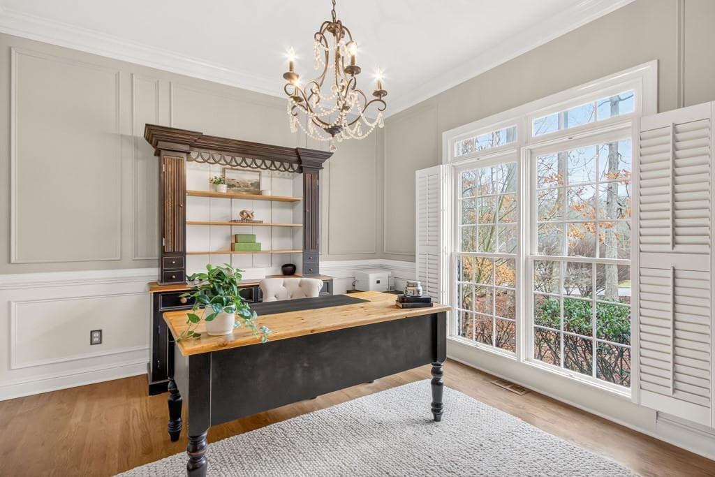 5 bedroom, 6 bathroom, 5,860 sq ft single family residence for sale at 14724 Taylor Valley Way, Milton, GA 30004 — photo 5