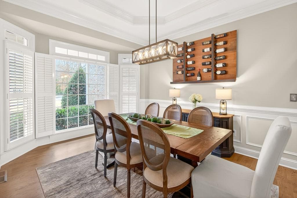 5 bedroom, 6 bathroom, 5,860 sq ft single family residence for sale at 14724 Taylor Valley Way, Milton, GA 30004 — photo 7