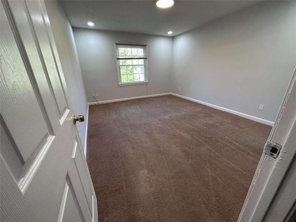 1 bedroom, 1 bathroom, 942 sq ft condominium for sale at 184 Rue Fontaine, Lithonia, GA 30038 — photo 7