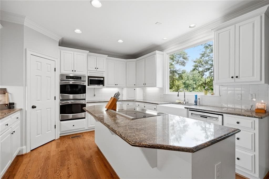 5 bedroom, 5 bathroom, 5,562 sq ft single family residence under contract at 990 Bramlett Shoals Road, Lawrenceville, GA 30045 — photo 3
