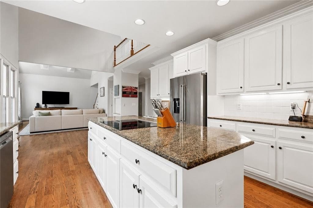 5 bedroom, 5 bathroom, 5,562 sq ft single family residence under contract at 990 Bramlett Shoals Road, Lawrenceville, GA 30045 — photo 4