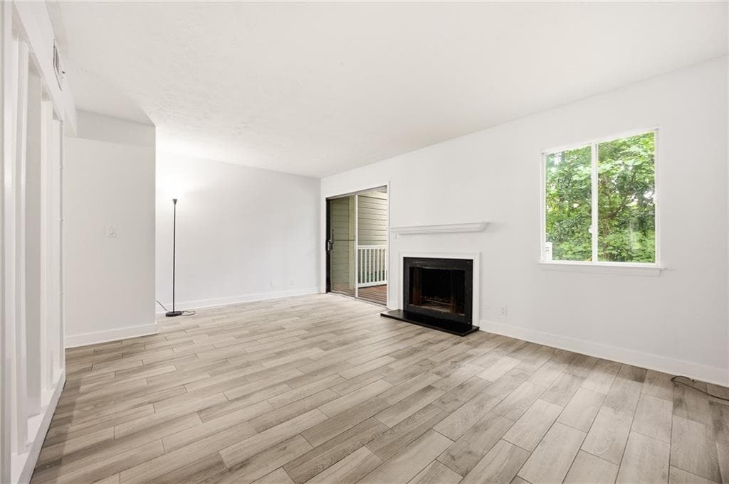 2 bedroom, 3 bathroom, 1,318 sq ft condominium for sale at 2912 Torreya Way, Marietta, GA 30067 — photo 7