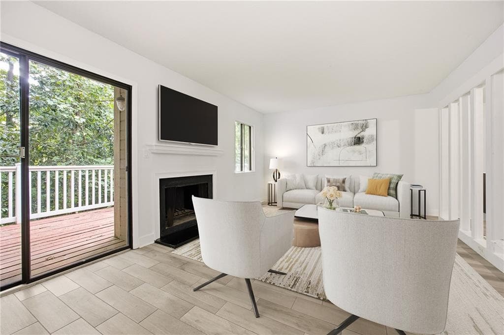 2 bedroom, 3 bathroom, 1,318 sq ft condominium for sale at 2912 Torreya Way, Marietta, GA 30067 — photo 8