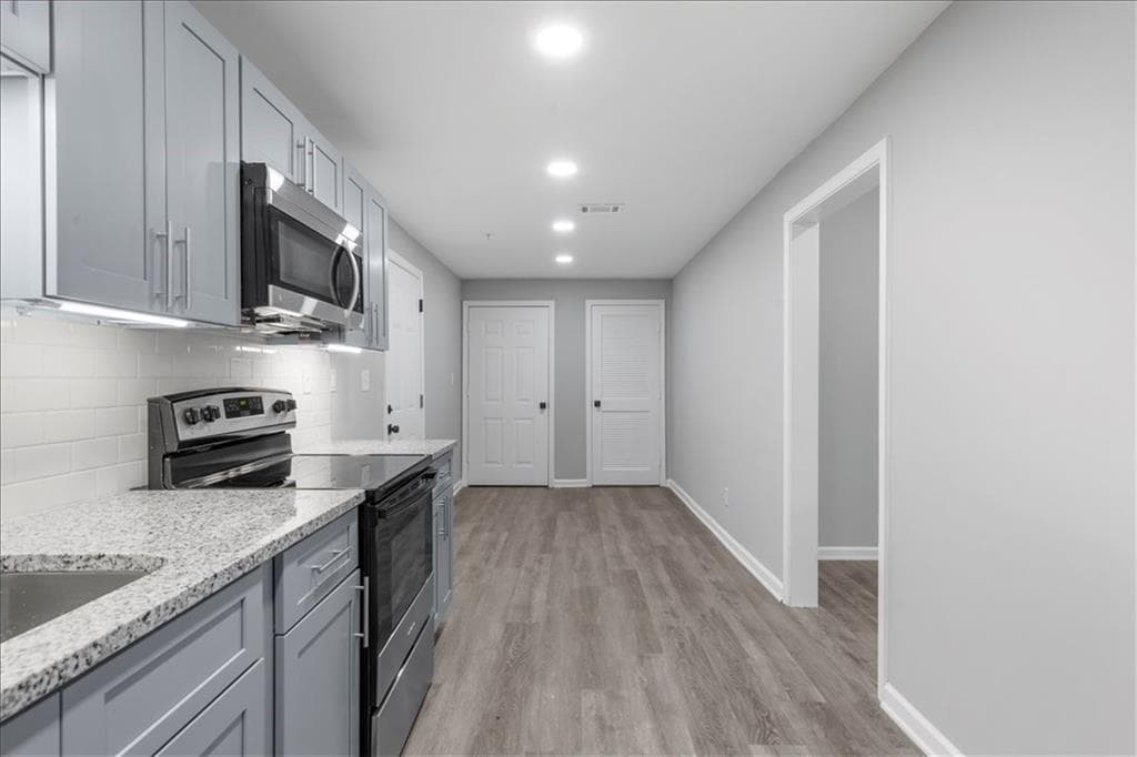 3 bedroom, 4 bathroom, 1,800 sq ft apartment for rent at 5399 Northland Drive 303, Sandy Springs, GA 30342 for $2,750 a month — photo 2