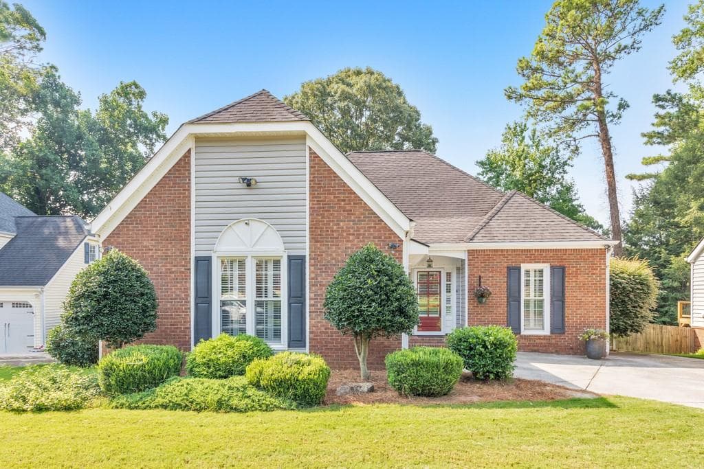 3 bedroom, 3 bathroom, 2,015 sq ft single family residence sold at 1040 Westover Court, Marietta, GA 30064
