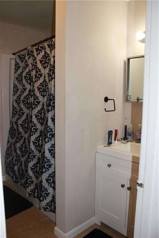 3 bedroom, 2 bathroom, 1,844 sq ft single family residence for sale at 2295 Macon Drive, Atlanta, GA 30315 — photo 8