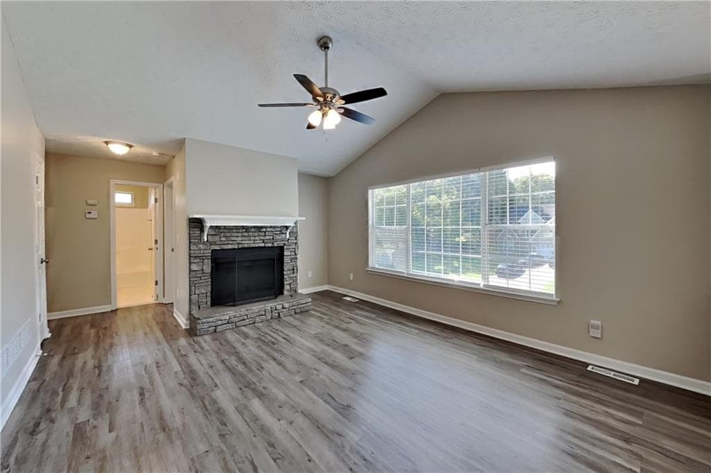 3 bedroom, 2 bathroom, 1,970 sq ft single family residence for rent at 4504 Rushing Wind Court, Powder Springs, GA 30127 for $2,000 a month — photo 2