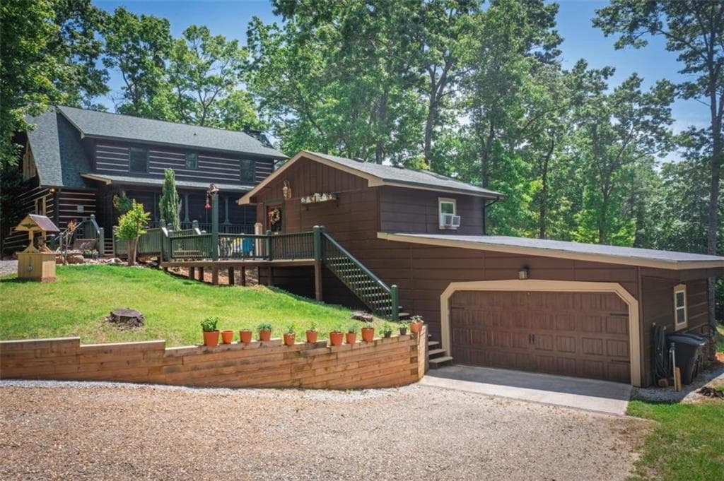 4 bedroom, 3 bathroom, 2,448 sq ft single family residence for sale at 108 Wilscot Valley Drive, Morganton, GA 30560 — photo 3