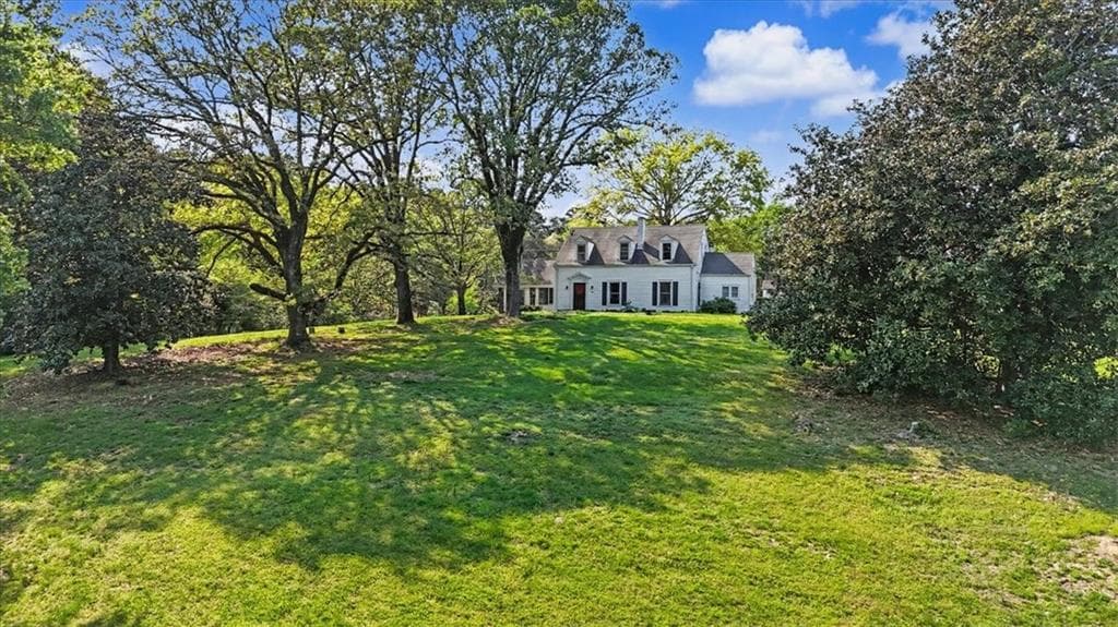 4 bedroom, 4 bathroom, 2,823 sq ft single family residence for sale at 189 Sturdivant Drive, Summerville, GA 30747 — photo 3