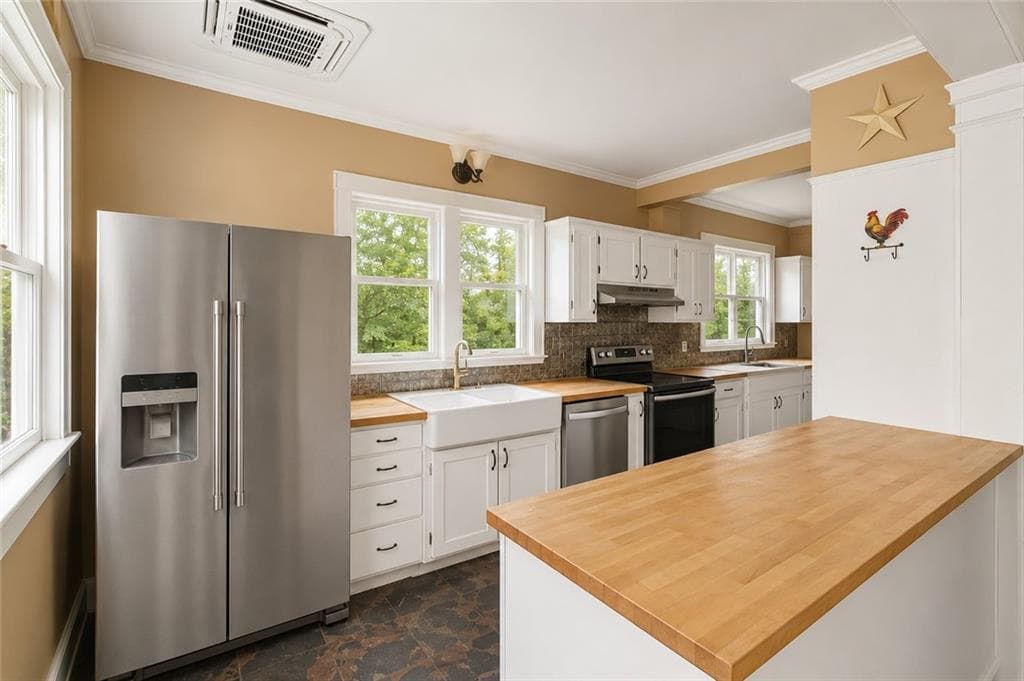 4 bedroom, 4 bathroom, 2,823 sq ft single family residence for sale at 189 Sturdivant Drive, Summerville, GA 30747 — photo 6