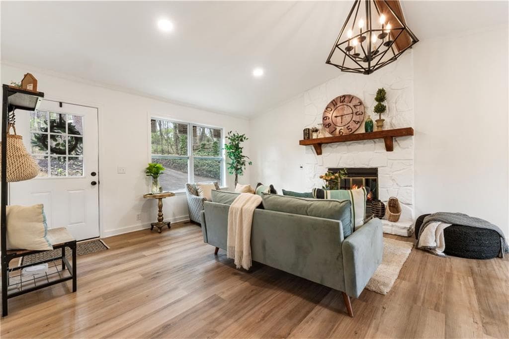 3 bedroom, 2 bathroom, 1,356 sq ft single family residence for sale at 1184 Alemeda Drive, Marietta, GA 30066 — photo 7
