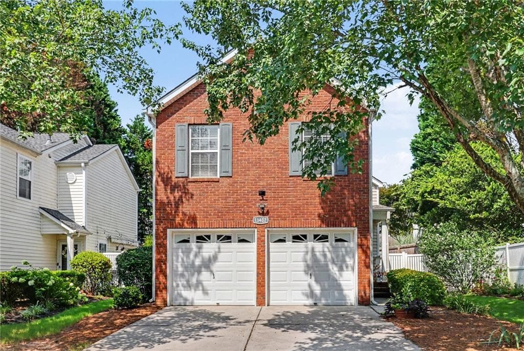 3 bedroom, 3 bathroom, 1,386 sq ft single family residence sold at 13402 Harpley Court, Alpharetta, GA 30004