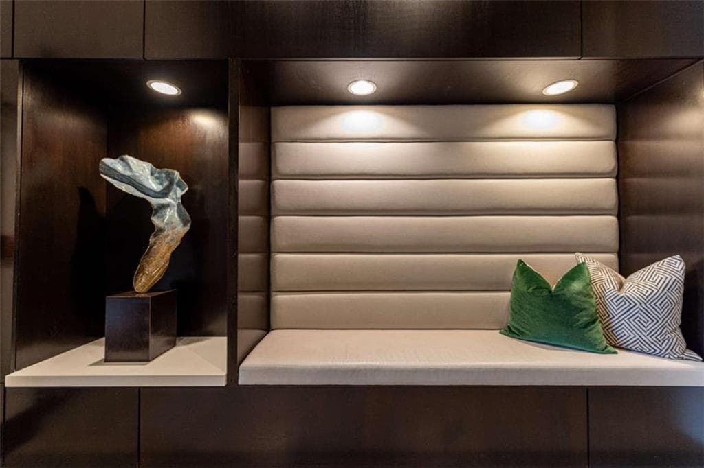 1 bedroom, 1 bathroom, 746 sq ft condominium for sale at 855 Peachtree Street 1512, Atlanta, GA 30308 — photo 3