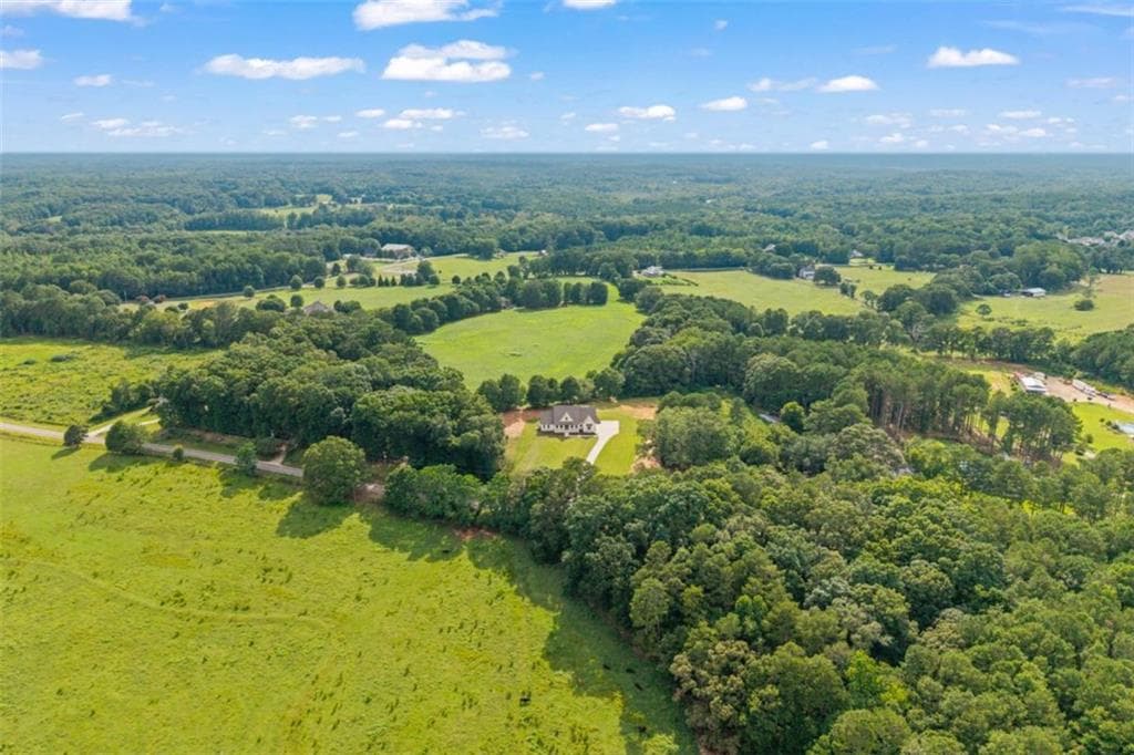 5 bedroom, 4 bathroom, 3,018 sq ft single family residence for sale at 1191 Dove Creek Road, Winder, GA 30680 — photo 10