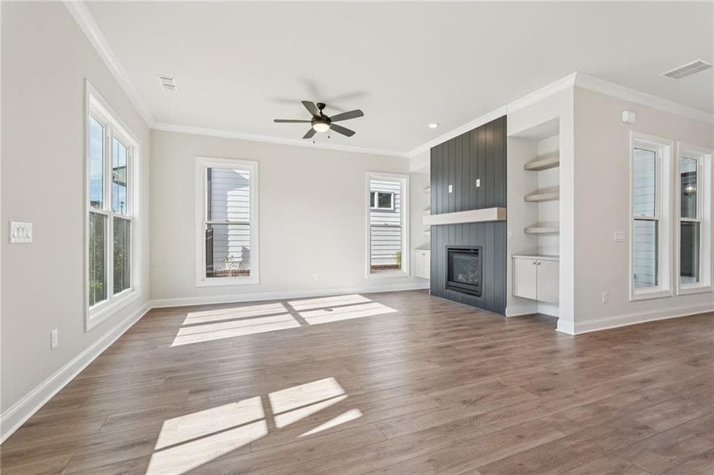 4 bedroom, 4 bathroom, 2,620 sq ft single family residence for sale at 526 Pearl Street, Cumming, GA 30040 — photo 8
