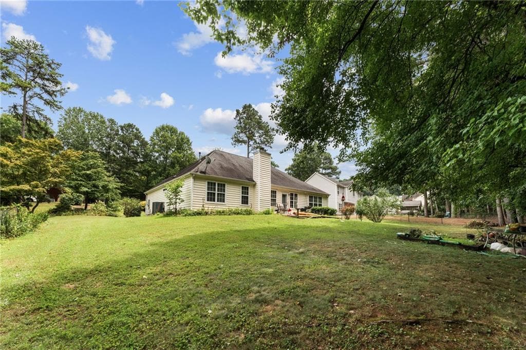 3 bedroom, 2 bathroom, 1,882 sq ft single family residence under contract at 128 Fallow Lane, Acworth, GA 30101 — photo 4