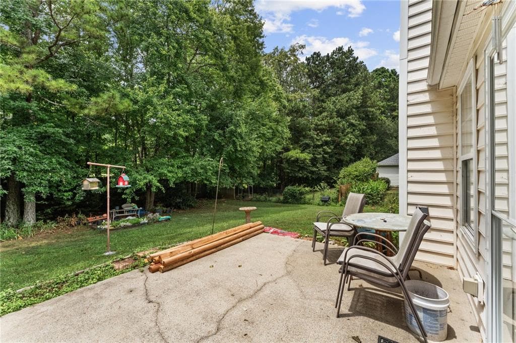 3 bedroom, 2 bathroom, 1,882 sq ft single family residence under contract at 128 Fallow Lane, Acworth, GA 30101 — photo 7