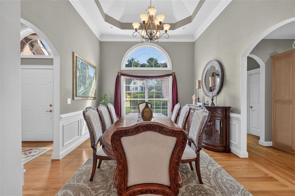 4 bedroom, 3 bathroom, 3,875 sq ft single family residence for sale at 1403 Lull Water Court, Hoschton, GA 30548 — photo 9