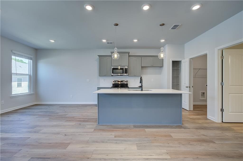 3 bedroom, 3 bathroom, 1,719 sq ft condominium for sale at 663 Treasure Drive, Stockbridge, GA 30281 — photo 8