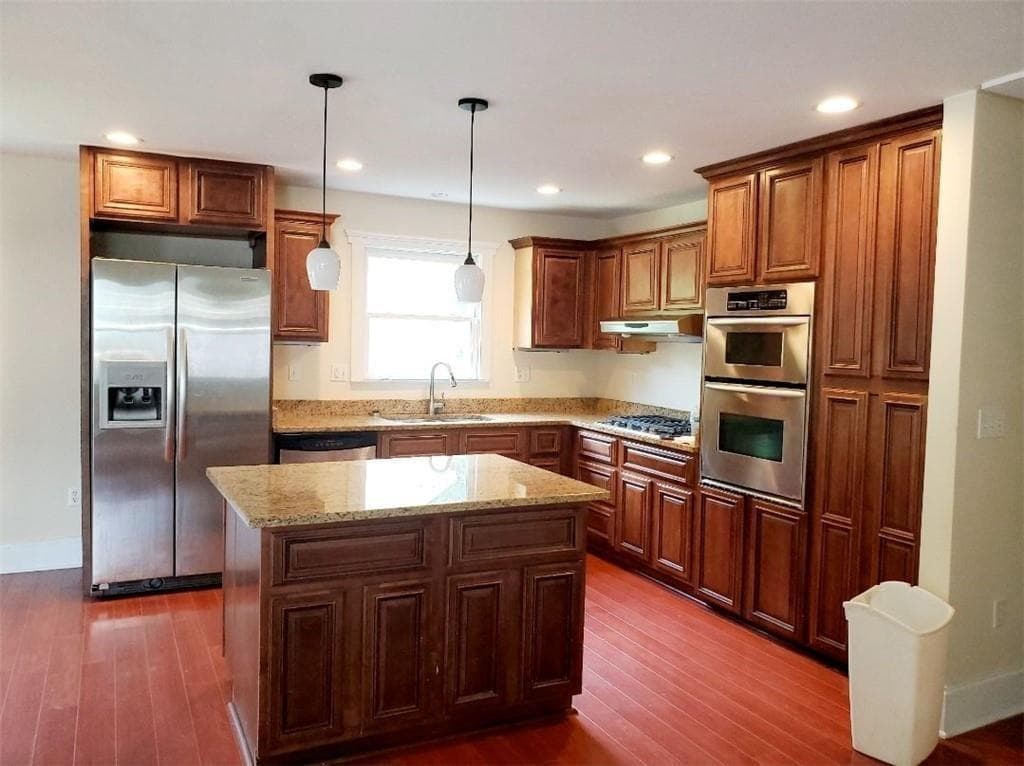 3 bedroom, 2 bathroom, 1,642 sq ft single family residence for sale at 755 SE Maynard Terrace, Atlanta, GA 30316 — photo 2