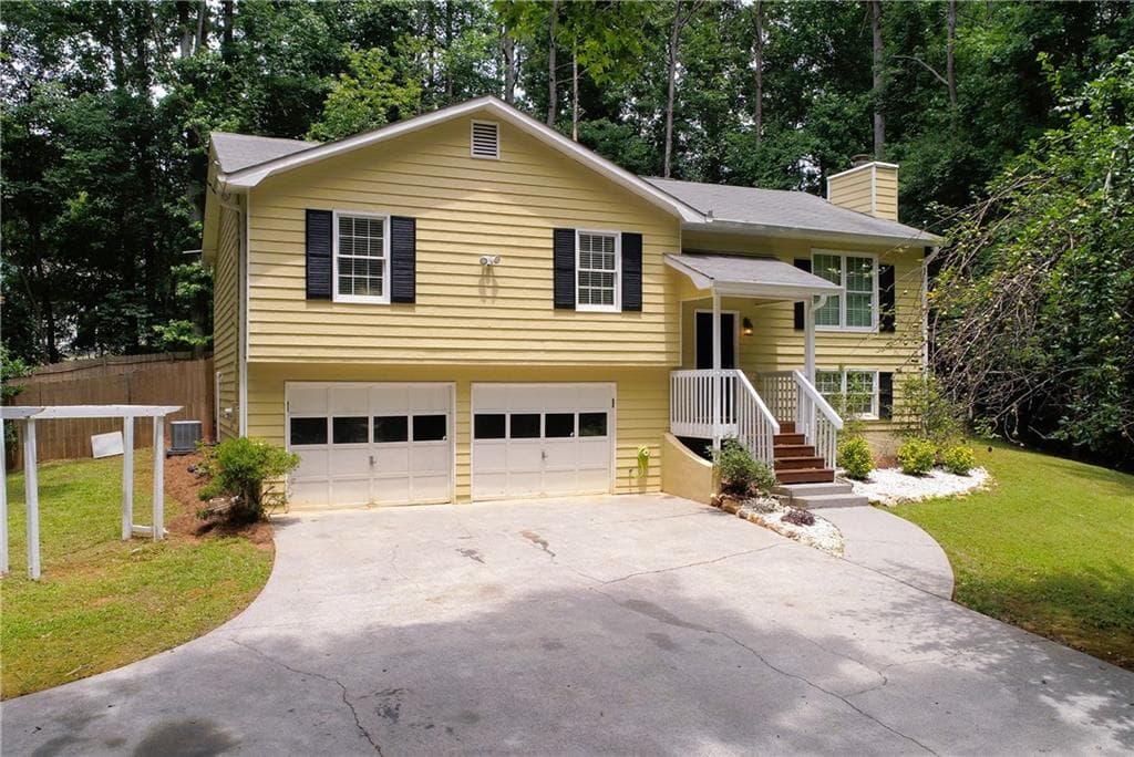 4 bedroom, 2 bathroom, 1,333 sq ft single family residence for rent at 127 Angela Lane, Dallas, GA 30132 for $1,750 a month — photo 1 of 16