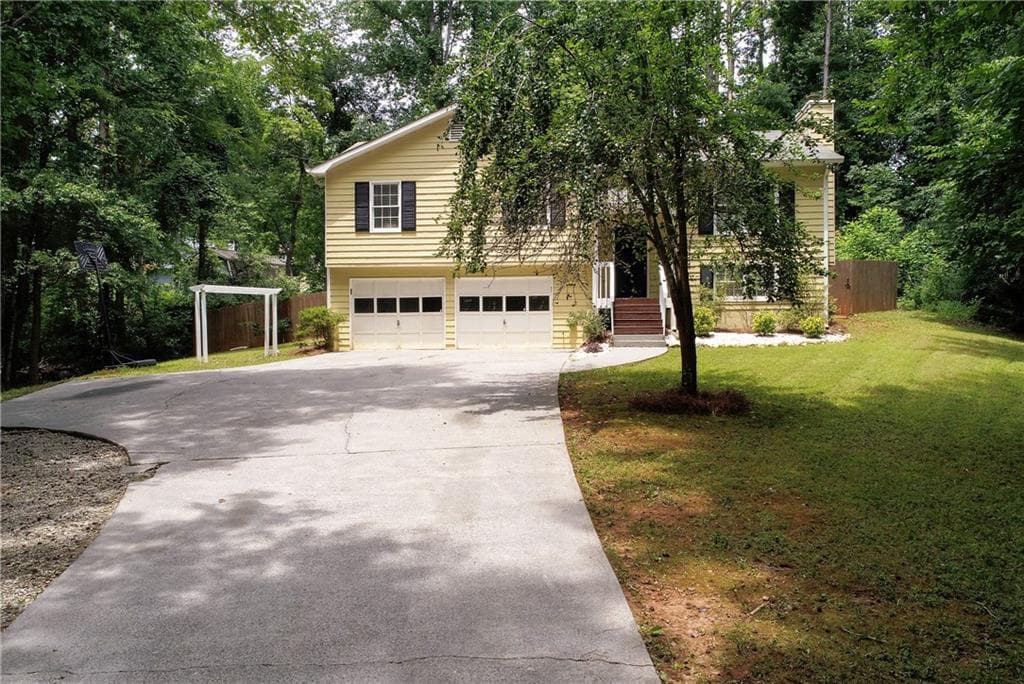 4 bedroom, 2 bathroom, 1,333 sq ft single family residence for rent at 127 Angela Lane, Dallas, GA 30132 for $1,750 a month — photo 9