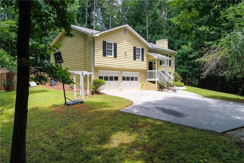 4 bedroom, 2 bathroom, 1,333 sq ft single family residence for rent at 127 Angela Lane, Dallas, GA 30132 for $1,750 a month — photo 10