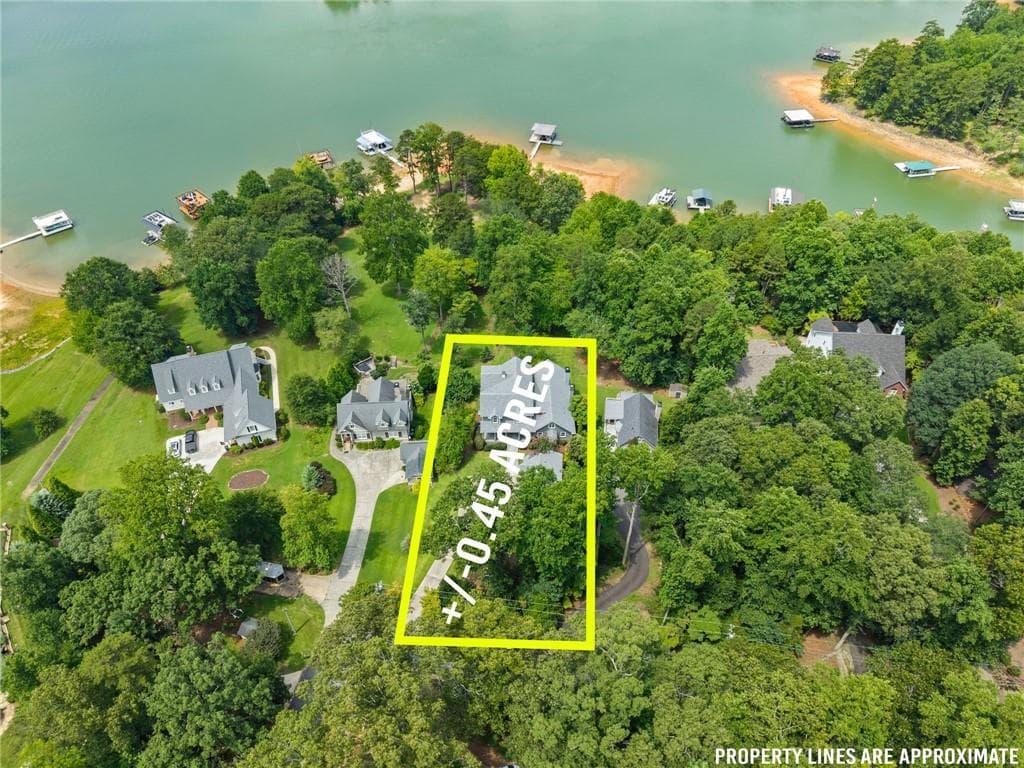 5 bedroom, 7 bathroom, 7,119 sq ft single family residence for sale at 69 Winterhawk Cove, Dawsonville, GA 30534 — photo 3