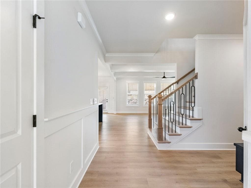 5 bedroom, 4 bathroom, 3,047 sq ft single family residence for sale at 4320 Hosch Reserve Drive, Buford, GA 30519 — photo 7