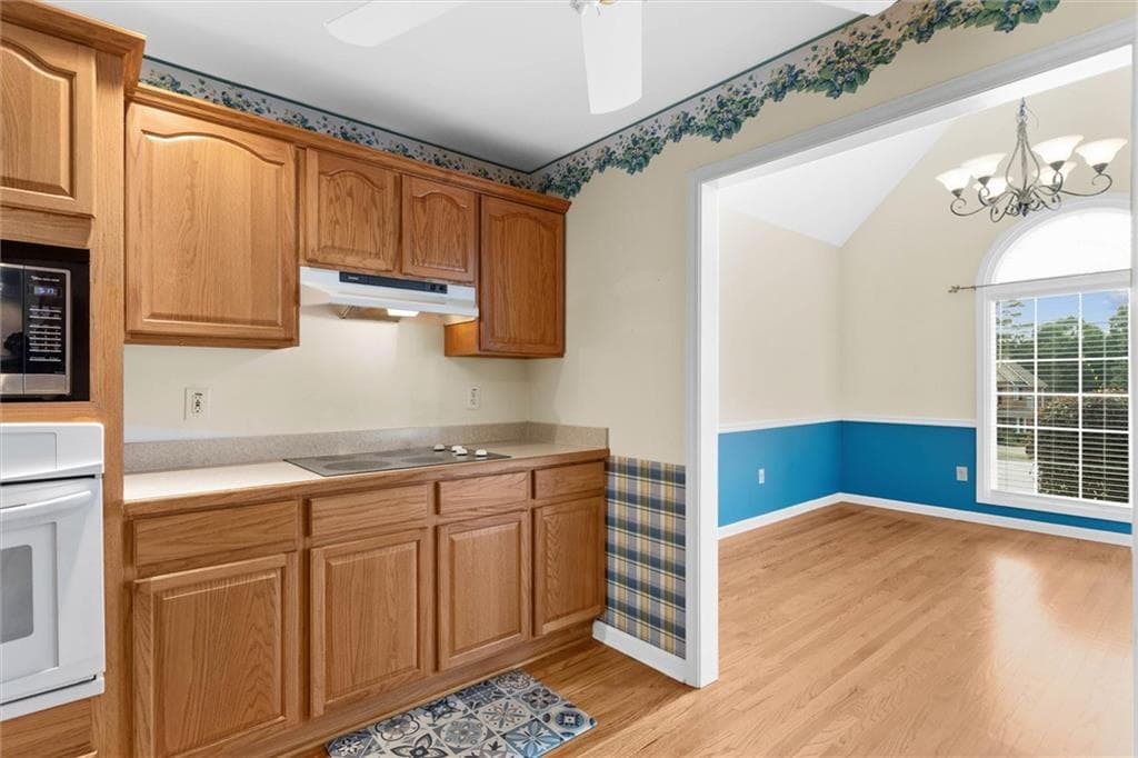 4 bedroom, 4 bathroom, 3,449 sq ft single family residence for sale at 1104 Megan Farms Drive, Lawrenceville, GA 30045 — photo 9