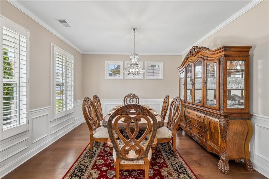 5 bedroom, 4 bathroom, 3,280 sq ft single family residence for sale at 205 Michigan Circle, Hoschton, GA 30548 — photo 3