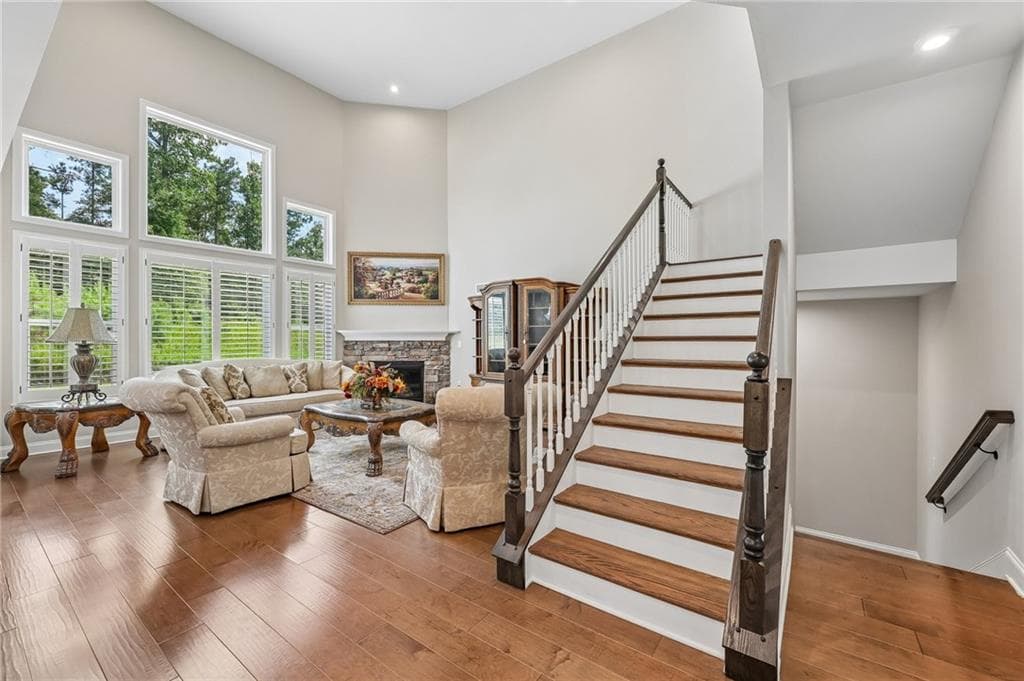 5 bedroom, 4 bathroom, 3,280 sq ft single family residence for sale at 205 Michigan Circle, Hoschton, GA 30548 — photo 4