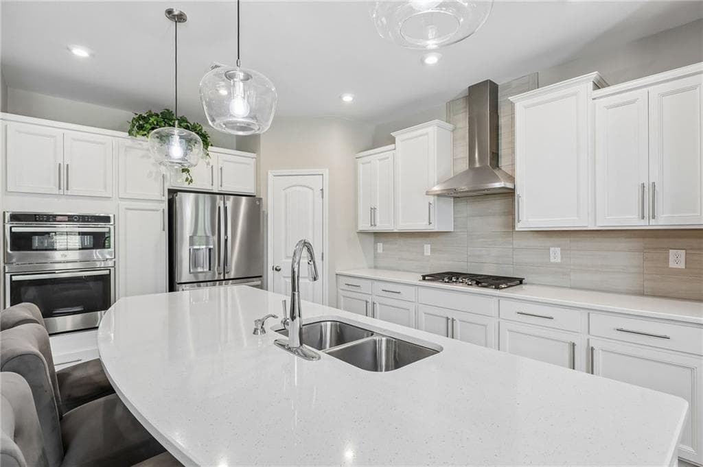 5 bedroom, 4 bathroom, 3,280 sq ft single family residence for sale at 205 Michigan Circle, Hoschton, GA 30548 — photo 7