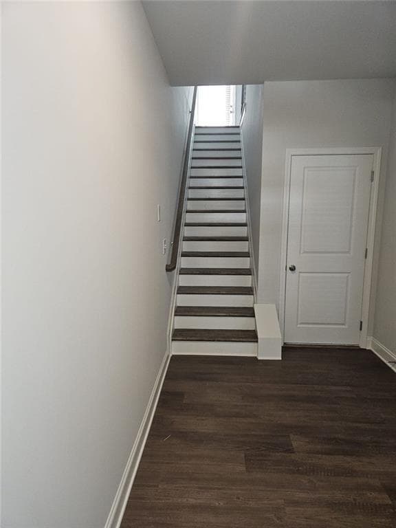 4 bedroom, 4 bathroom townhouse for rent at 1574 Gin Blossom Circle, Lawrenceville, GA 30045 for $2,600 a month — photo 5