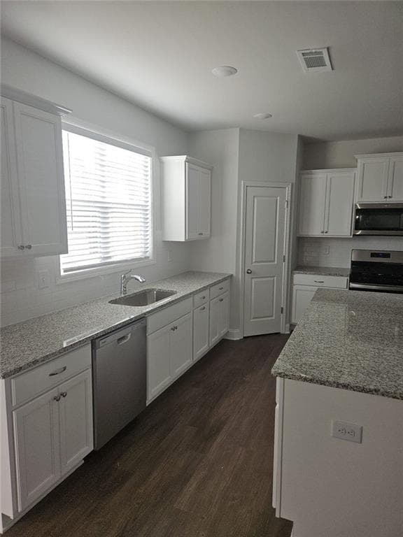 4 bedroom, 4 bathroom townhouse for rent at 1574 Gin Blossom Circle, Lawrenceville, GA 30045 for $2,600 a month — photo 7