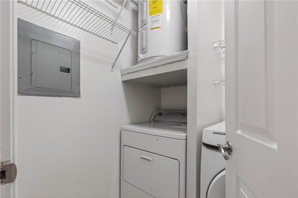 1 bedroom, 1 bathroom, 784 sq ft condominium for sale at 2700 Pine Tree Road 1011, Atlanta, GA 30324 — photo 5