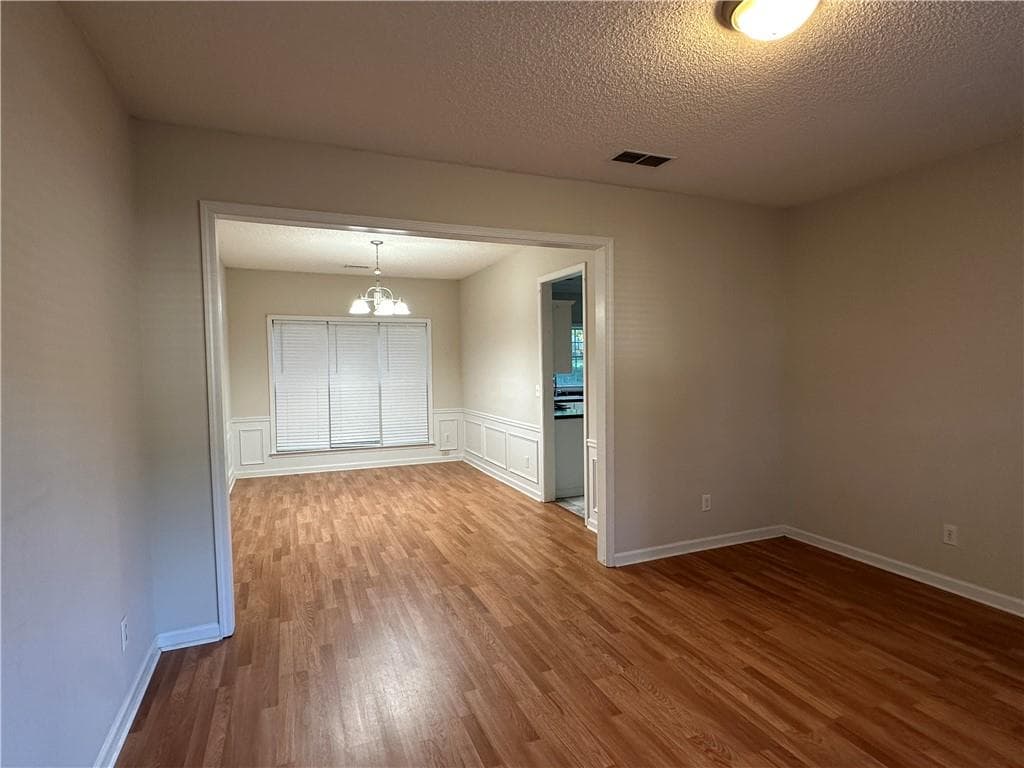 4 bedroom, 3 bathroom, 2,253 sq ft single family residence for rent at 7235 Treyburn Drive, Cumming, GA 30041 for $2,900 a month — photo 7