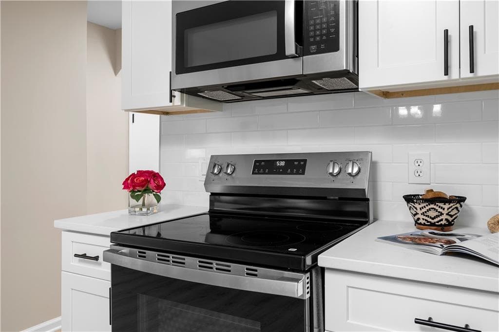 3 bedroom, 3 bathroom, 2,597 sq ft single family residence for sale at 1973 Pine Tree Trail, Gainesville, GA 30501 — photo 7